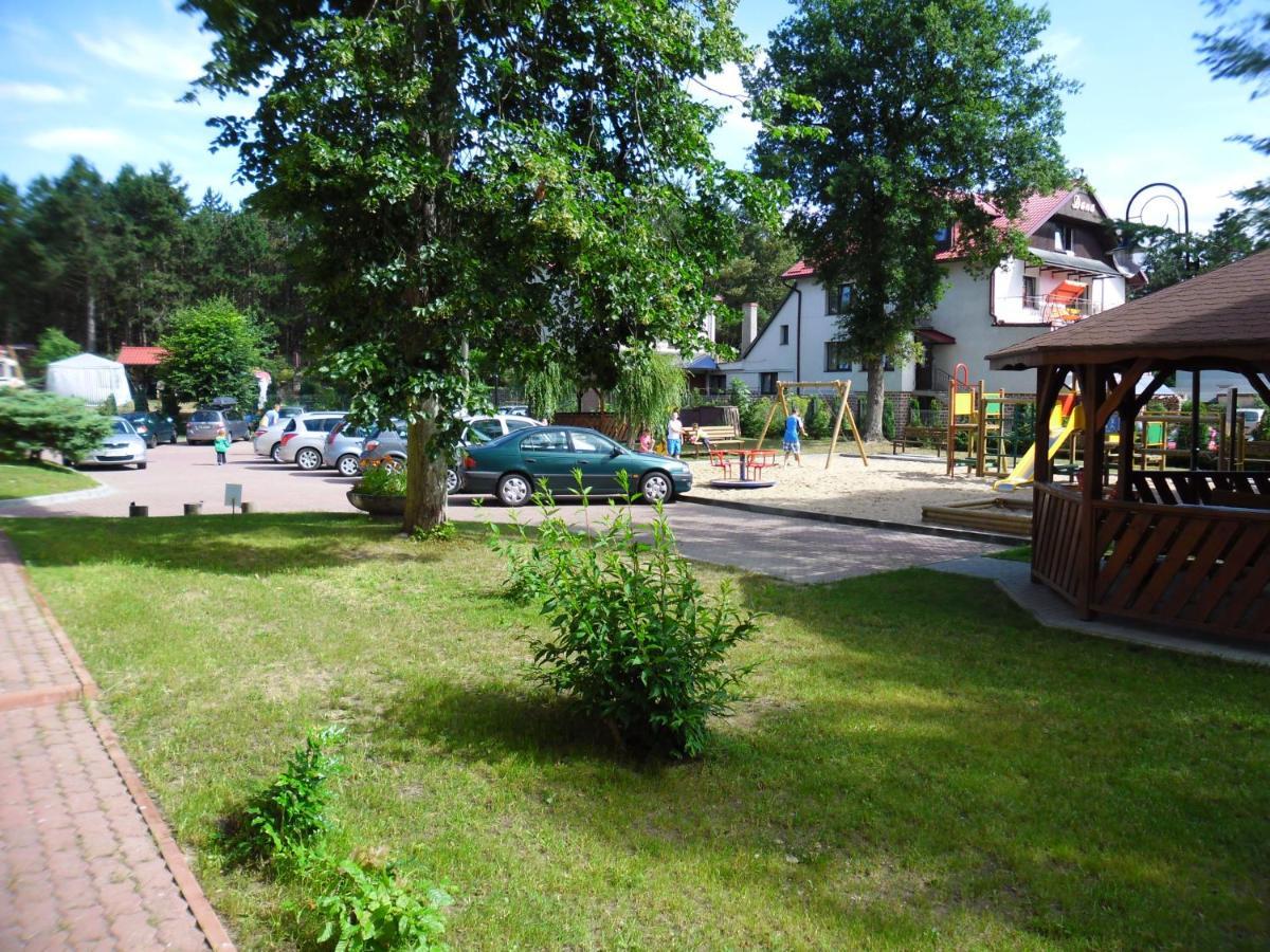 Lesny Dwor Aparthotel Mielno  Exterior foto